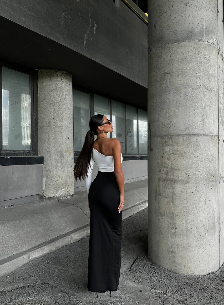Black and white dress