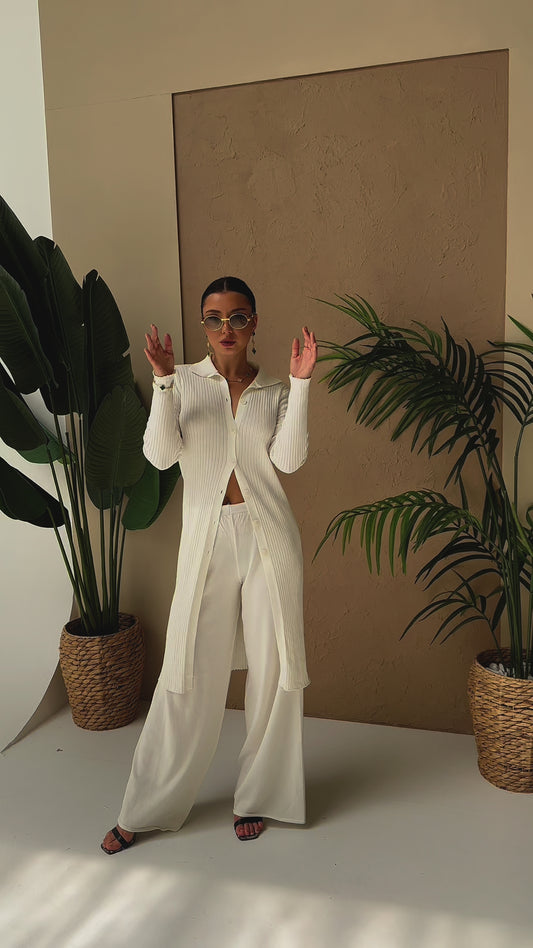Two piece set